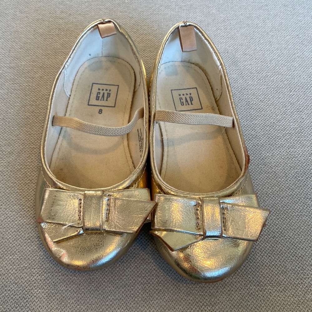 BabyGap Girls Gold Dress Shoes